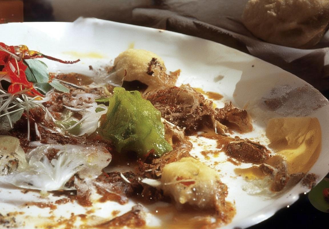 哈登绝杀助火箭胜雄鹿，锁定胜局(图3)